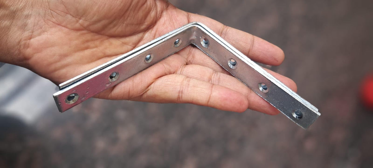 Q1 Beads 4 Pack Metal 4 x 4 inches L Clamp Angle Bracket Floating Shelf Bracket for Wall Shelf,Rack, Home,Shop, Showroom with Screw (10 cm x 10cm, Zinc Plated)