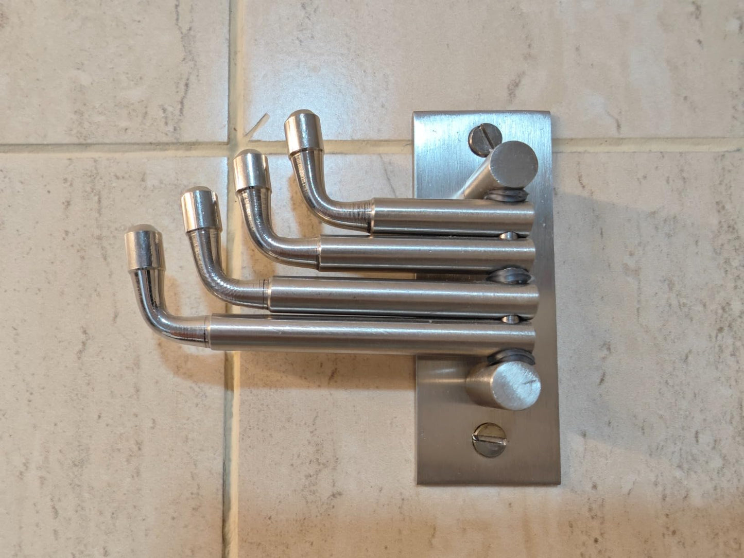 Q1 Beads 1 Pc. Stainless Steel 4 Pins Swivel Wall Hook Hanger for Hanging Clothes and Towel Hangers for Wall,Door Hangers,Rotatable 180 Degree Hook -Pack of 1 (Chrome)